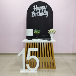 Adulto Preto e Branco