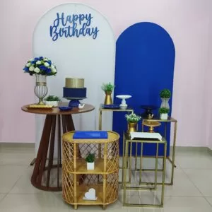 Adulto Azul e Branco