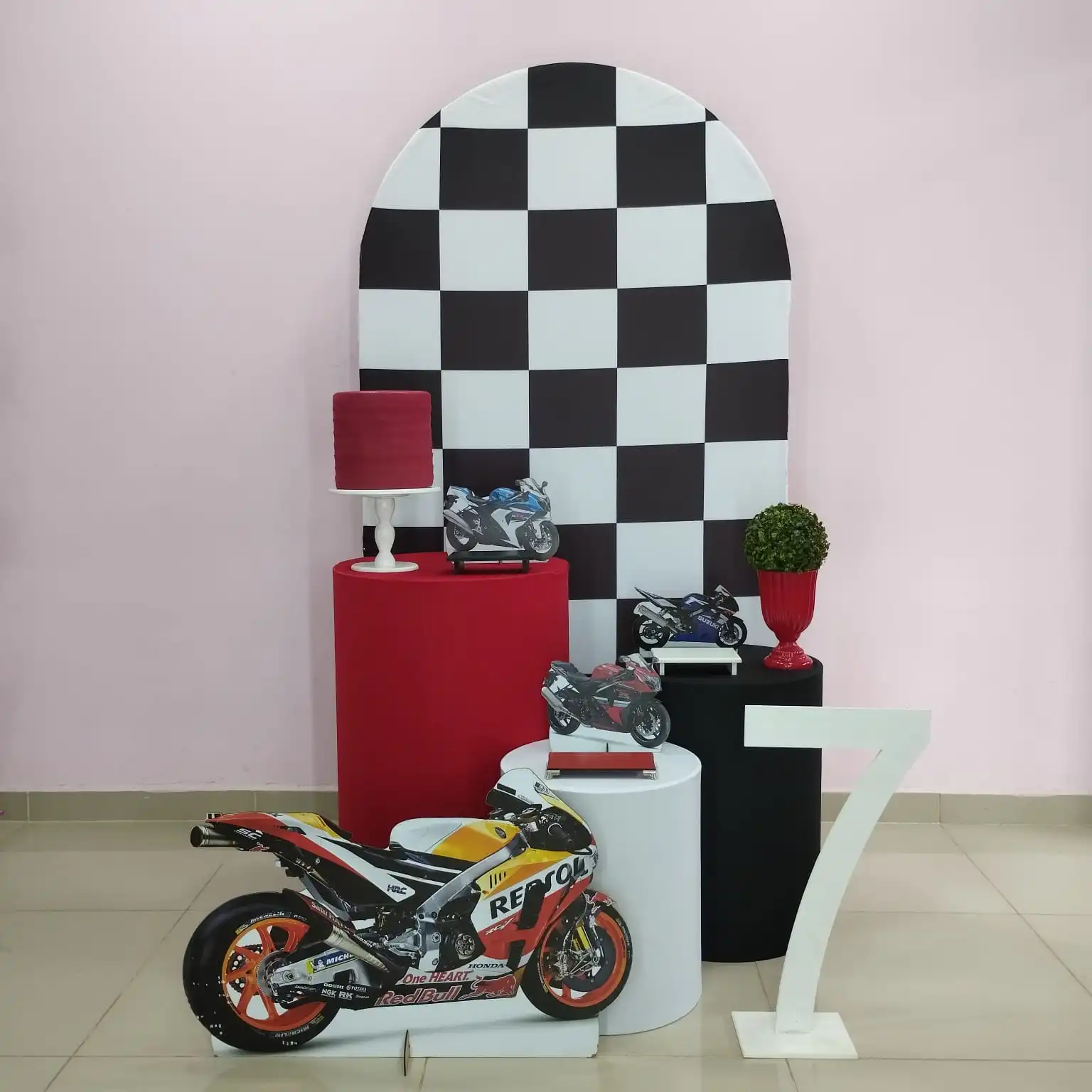 Motos